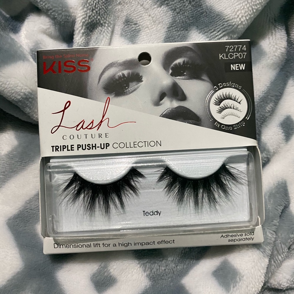 Kiss lashes